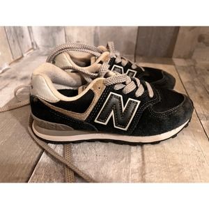 New Balance 574 Athletic Sneakers Lace Up Black Suede Shoes Boy's Sz 13